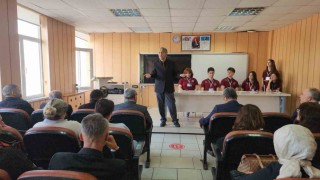 Kütahyada bağımlılıklara dikkat çeken panel