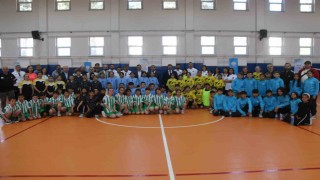 Kütahyada Geleneksel Çocuk Oyunları ve İlkokul Fiziksel Yeterlilik Oyunları yarışmaları başladı