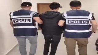 Kütahyada hırsızlık zanlısı saklandığı binanın çatısında yakalandı