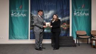 Kütahyada Sanatçı Gözüyle Aizonai temalı resim sergisi