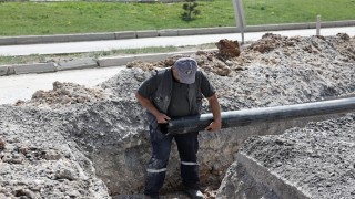 Kütahyanın Akkent Mahallesinde 600 metrelik içme suyu hattı yenileniyor