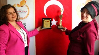 Kütahyaya Glutensiz Yemek Yarışmasından birincilik ödülü