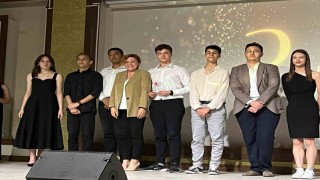 Lise öğrencileri ‘bağımlılığa kısa film yarışması ile dikkat çekti