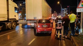 Malatyada otomobil ile tır çarpıştı: 3 yaralı