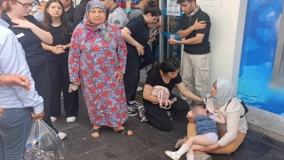 Manavgatta motosikletli kurye yaya geçidinde anne ve kızına çarptı: 3 yaralı