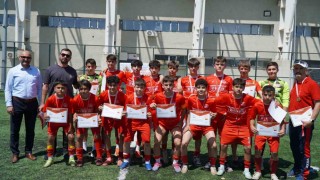 Manisada Yapılan Okul Sporları Futbol Yıldızlar Türkiye Yarı Finalleri sona erdi