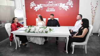 Manisalı çiftler evlenmek için 05.05.2025i seçti