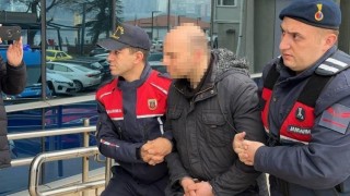 Market çalışanına Başımıza ne geldiyse kapalılar yüzünden geldi diyen öğretmene beraat kararı