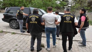 Masaj salonuna fuhuş operasyonu: 3 gözaltı