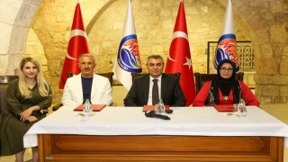 Mersinde hayırsever iş insanında eğitime okul desteği