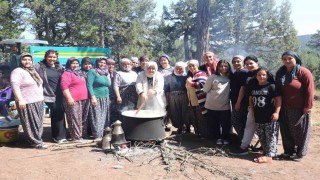 Milletvekili Ün: Anneler, bir milletin vicdanını ve geleceğini inşa eder