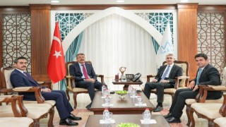 Milli Eğitim Bakan Yardımcısı Yılmaz Hakkaride