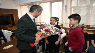Minik kalemlerden büyük eser: ‘Çocuğum, Yazarım
