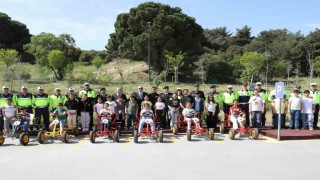 Minikler, trafik kurallarını uzmanlarından öğrendi