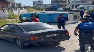 Motor ehliyetli otomobil sürücüsünün çarptığı zabıta aracı devrildi: 2 yaralı