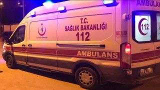 Motosiklet ile otomobil çarpıştı: 1 yaralı