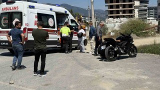 Motosiklet sürücüsü kazada hastanelik oldu