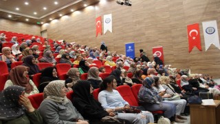 Muğlada fıtratın korunması ve aile konulu konferans gerçekleştirildi