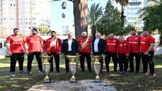Muratpaşa Spor Kulübünde görev dağılımı yapıldı