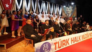 Nazilli Belediyesi THM Korosundan Gençlik Konseri
