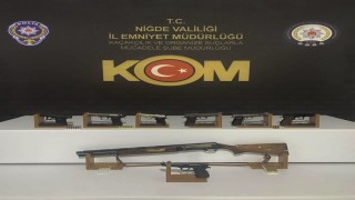 Niğdede ruhsatsız silah operasyonunda 8 gözaltı