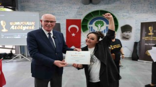 Odunpazarı Belediyesi Sunuculuk Atölyesinden mezuniyet coşkusu