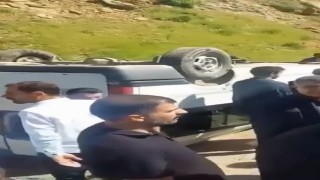 Öğrenci servisi takla attı: 13 yaralı