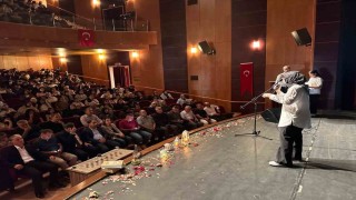 Öğrenciler, şiir ve müzikseverlere unutulmaz bir gün yaşattı