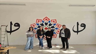 Öğrencilerden duvarlara anlamlı dokunuş