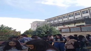 Okulda korkutan yangın