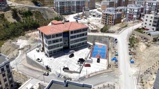 Orhanlı afet konutlarında inşa edilen ilkokul ve ortaokulda sona gelindi