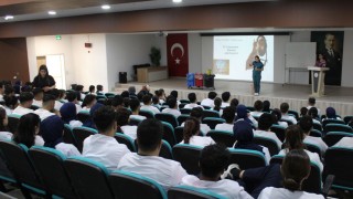 Osmaniye Devlet Hastanesi'nde Stajyer Öğrencilere Uyum Eğitimi Verildi