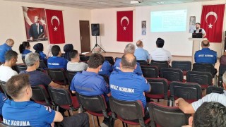 Osmaniye’de Velilere Uyuşturucuyla Mücadele Eğitimi Osmaniye’de Velilere Uyuşturucuyla Mücadele Eğitimi