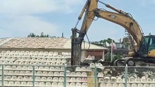 Osmaniye’nin 60 Yıllık Efsanesi 7 Ocak Stadyumu Yıkılıyor