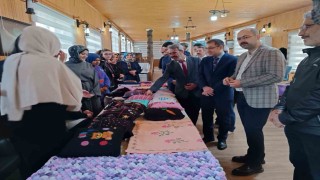 Özel öğrencilerin el emekleri beğeniye sunuldu