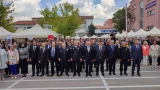 Polis Eşleri Derneği Gıda ve Dayanıklı Tüketim Ürünleri Sergisi düzenledi