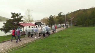 Polis gençlerle piknikte buluştu