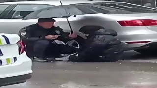 Polisten yürek ısıtan davranış