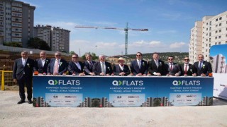 QFlatste temel atıldı