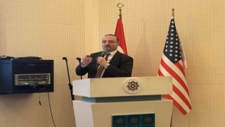 Rektör Hacımüftüoğlu, ABDde Diyanet Center Of Americada genç akademisyenlerle buluştu