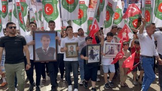 Reyhanlı saldırısında hayatını kaybeden 53 vatandaşa Anneler Gününde buruk anma