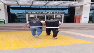 Reyhanlıda uydu alıcısı çalan 2 şüpheli tutuklandı