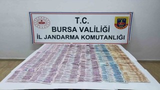 Sahte jandarmayı gerçek jandarma yakaladı
