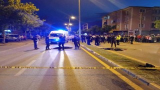 Sakarya’da Otomobil Anne ve Kızını Hayattan Aldı