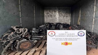Samsunda 13 adet gümrük kaçağı lüks araç motoru ele geçirildi