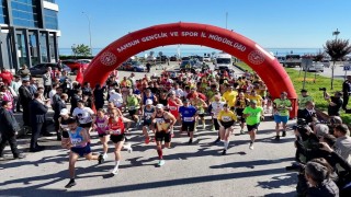 Samsunda 19 Mayıs Uluslararası Yarı Maratonu koşuldu