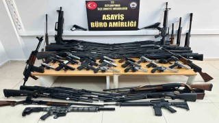 Şanlıurfada 45 adet ruhsatsız silah ele geçirildi: 2 gözaltı