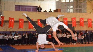 Sarıkamışta 19 Mayıs coşkuyla kutlandı