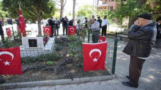 Şehidinin adının verildiği okul öğrencilerinden şehide vefa