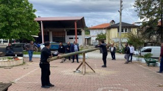 Selcende baharın neşesi gıngırgaçla birleşti